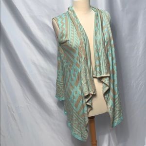 Buttons Sleeveless Cover Up Sweater Size Large